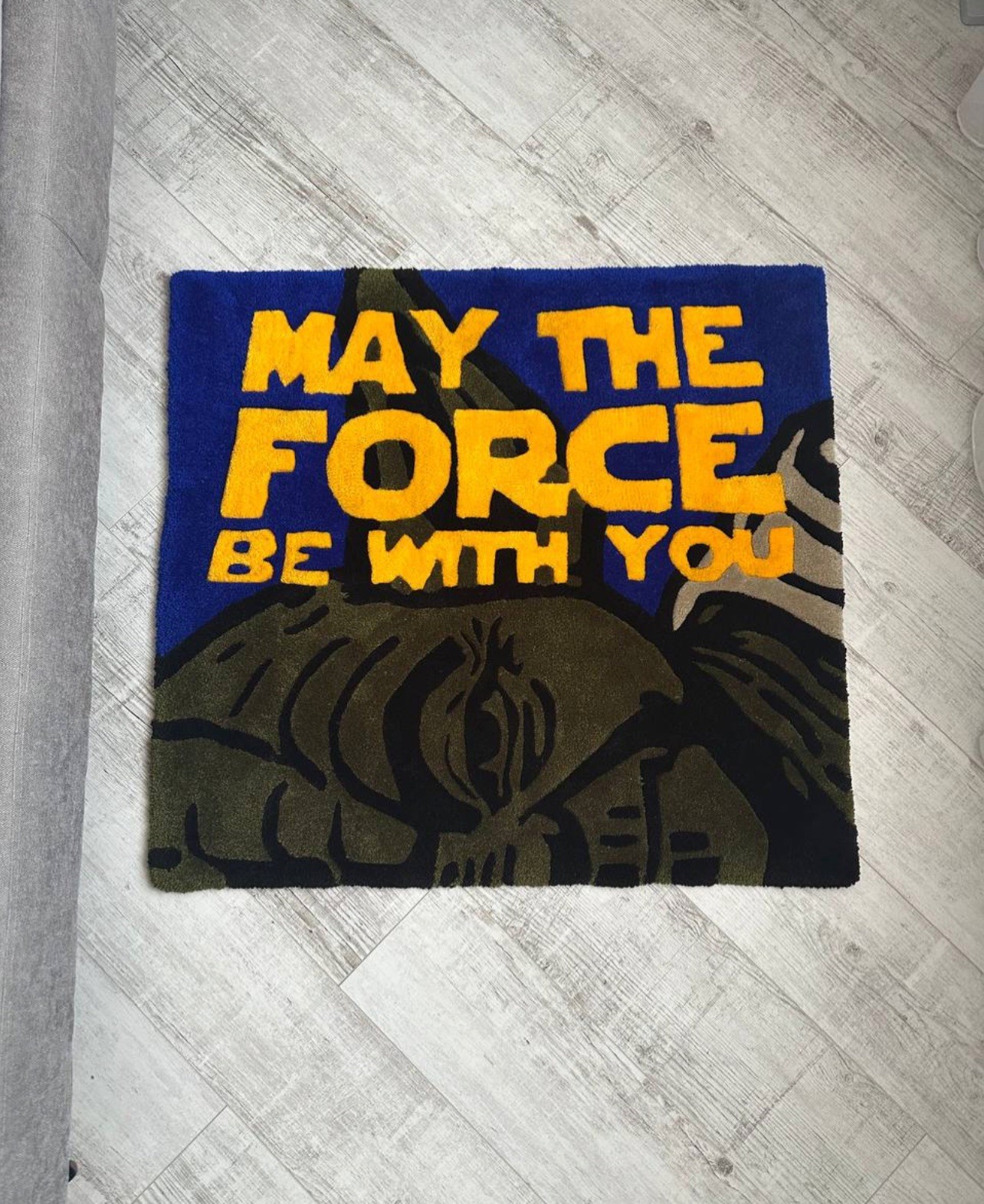 Yoda Tufted Rug – 80×80 cm – Handmade Star Wars Inspired Decor