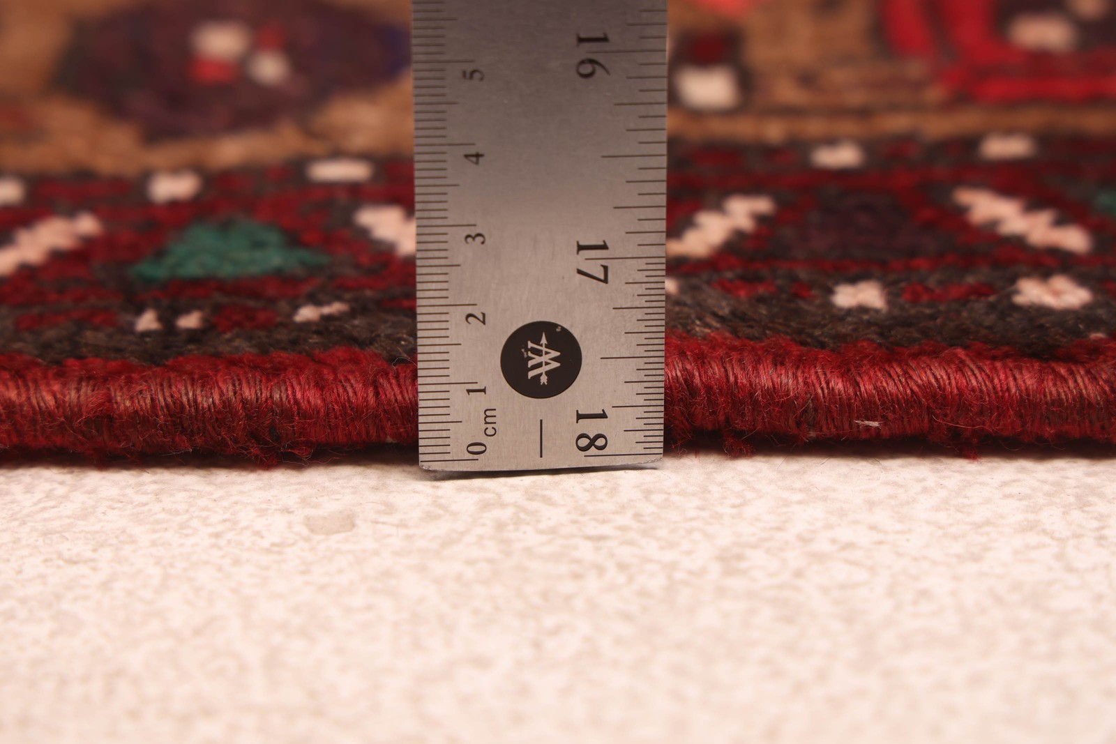 Vintage 4’4″ x 7’3″ Traditional Hand Knotted Vegetable Dye Wool Area Rug