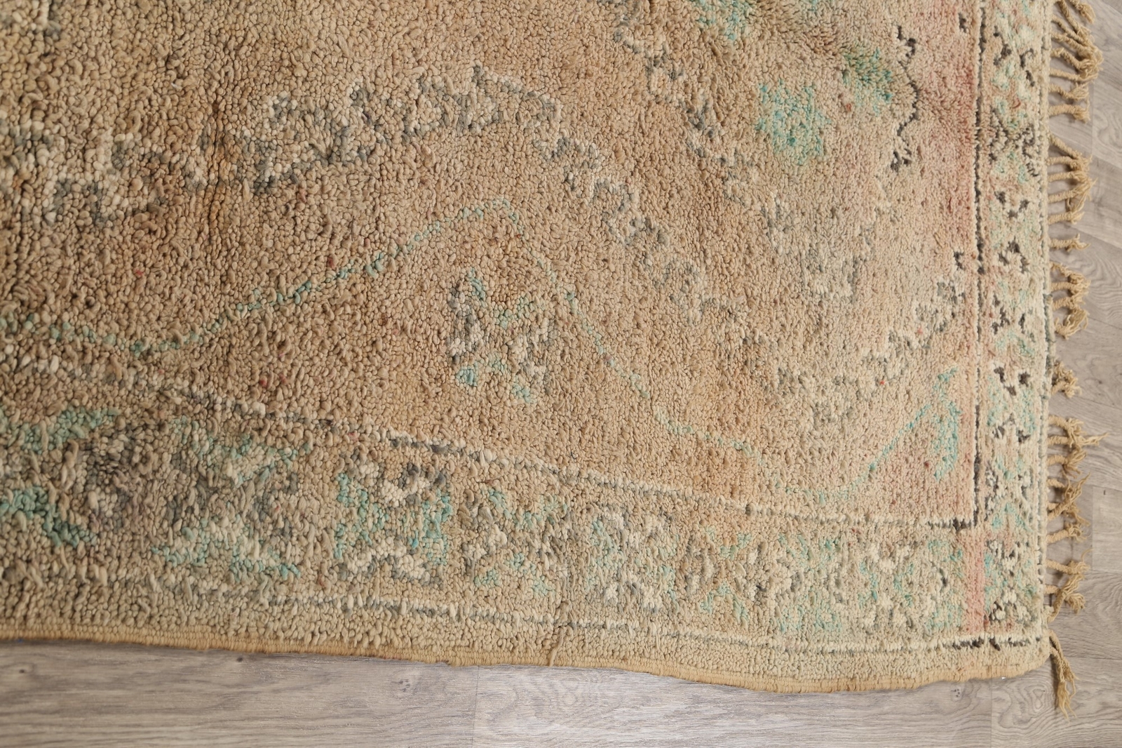 Vintage Handcrafted Geometric Hand-Knotted Moroccan Rugs Centerpiece 6×11 ft