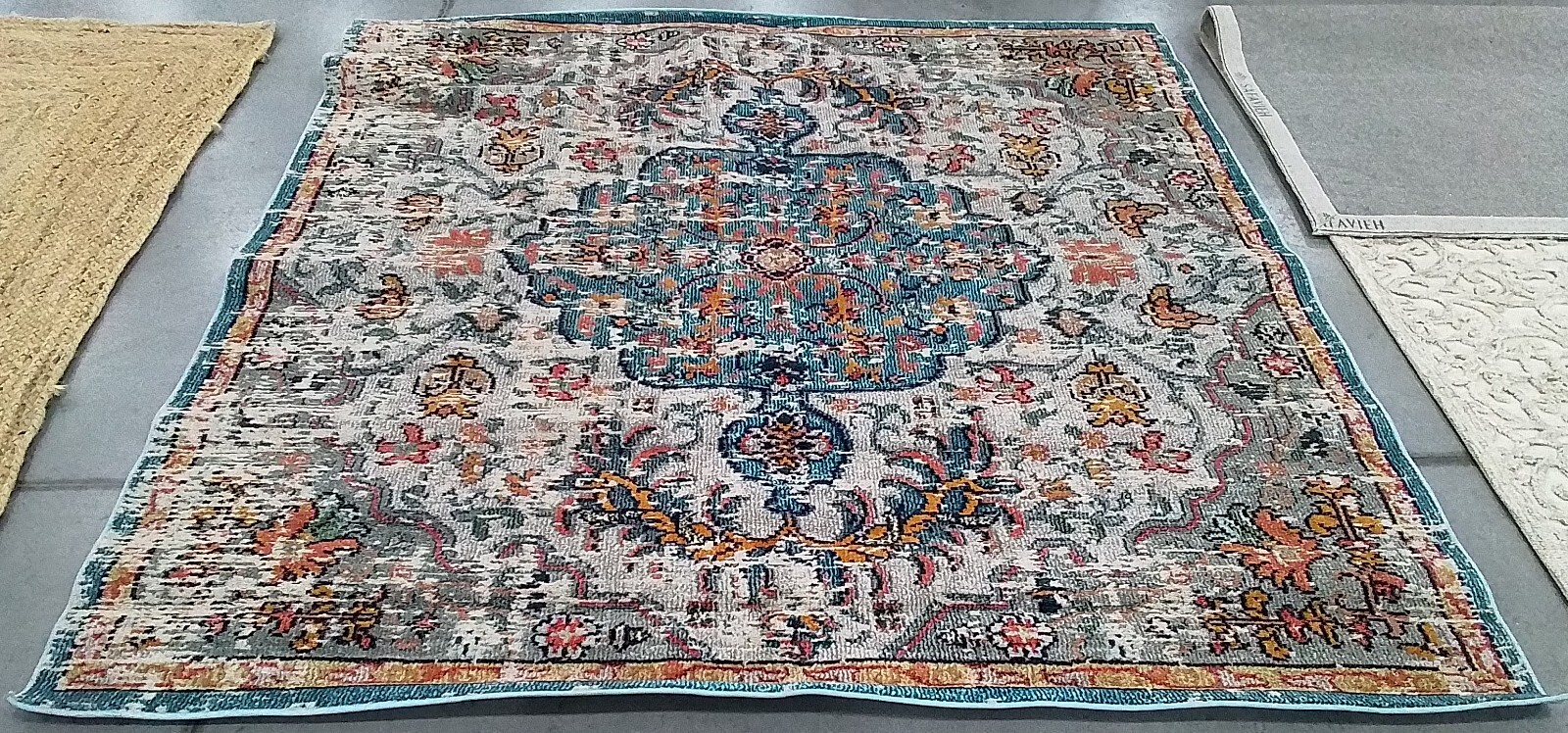 GREY / LIGHT BLUE 6′-7″ x 6′-7″ Flaw in Rug Reduced Price 1172766805 MAD447F-7SQ