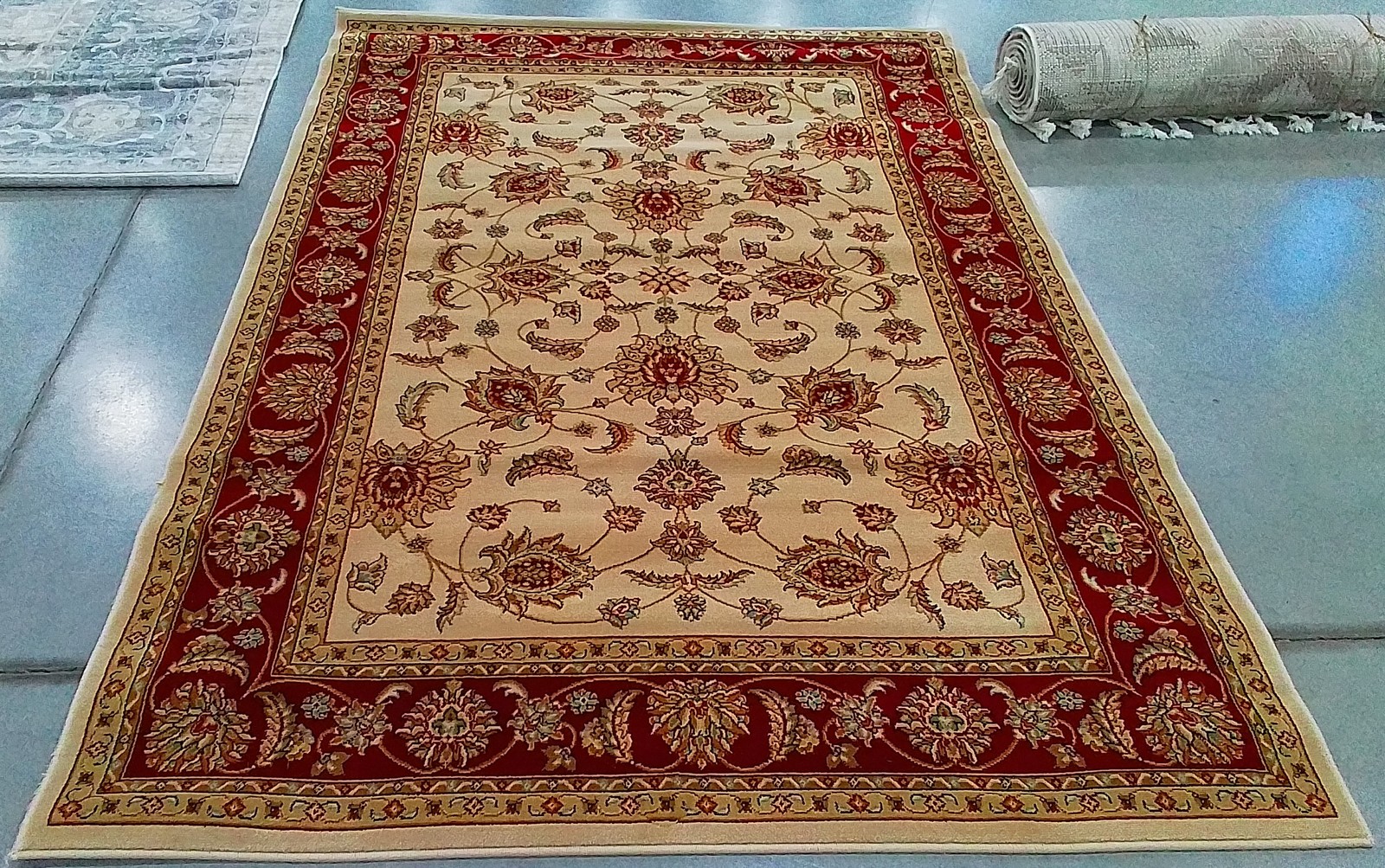 CREME / RED 5′-3″ x 7′-6″ Back Stain Rug Reduced Price 1172793069 MAJ4781-1140-5