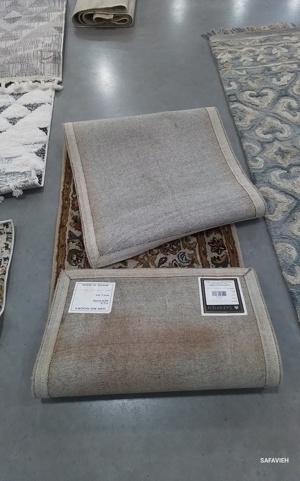 RED / GOLD 2′-3″ x 8′-0″ Back Stain Rug, Reduced Price 1172802410 CL758C-28