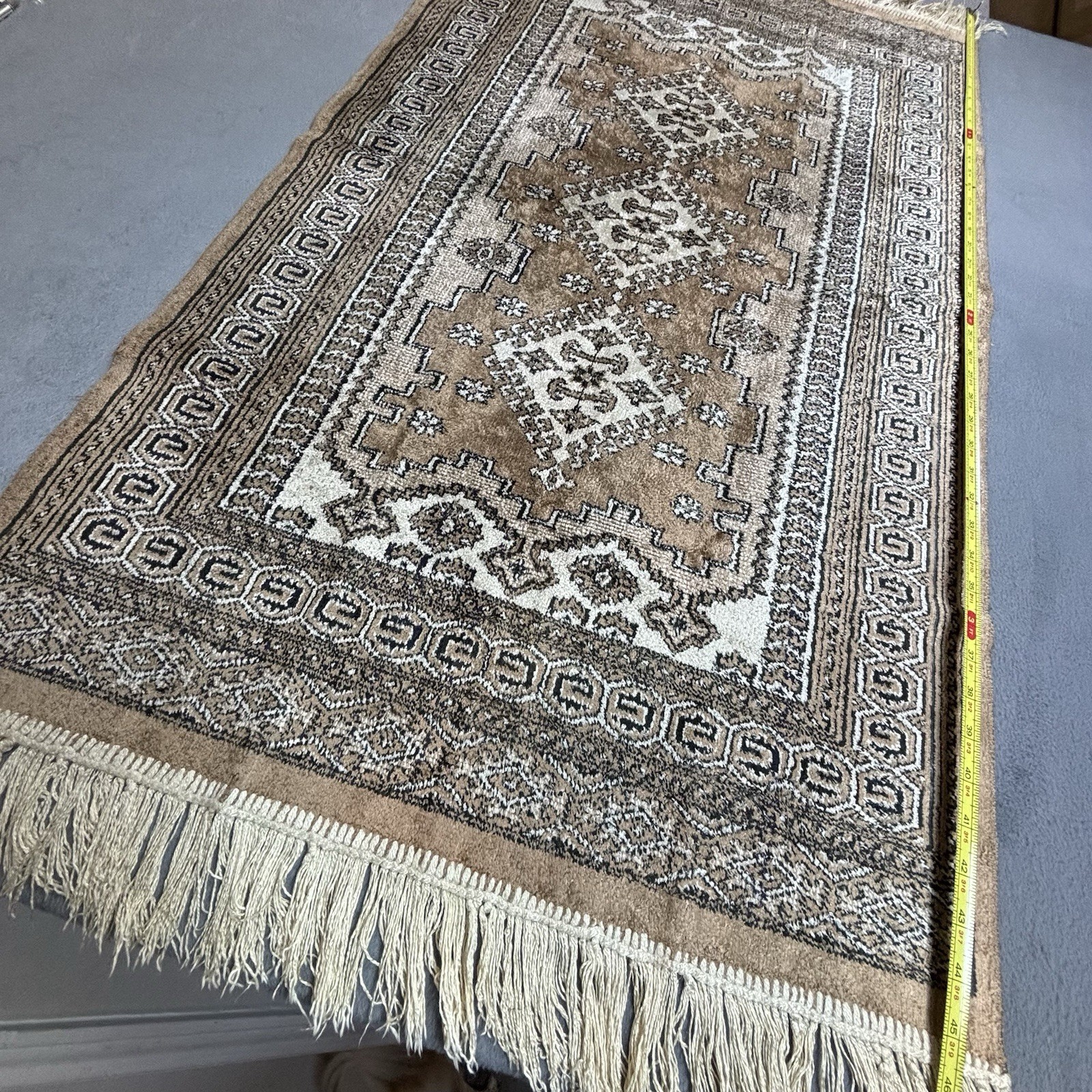 Traditional Geometric Pattern Area Rug Brown Beige Cream Rectangle with Fringe