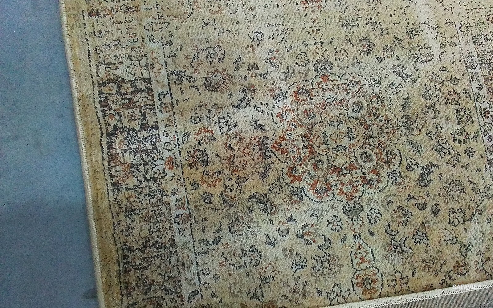 WARM BEIGE 2′-2″ x 10′-0″ Back Stain Rug Reduced Price 1172796698 VTG113-660-210