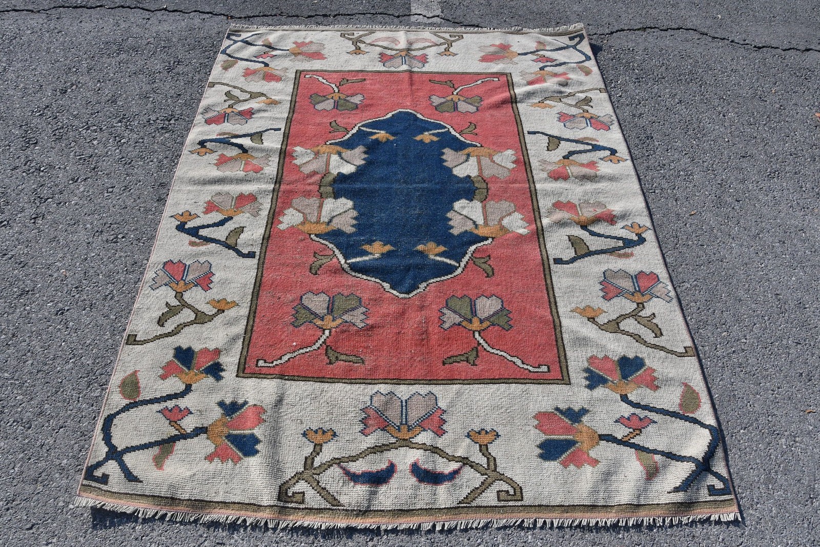 Vintage Turkish Rug 4,9×6,46 ft (148×197 cm), Red Wool Rug