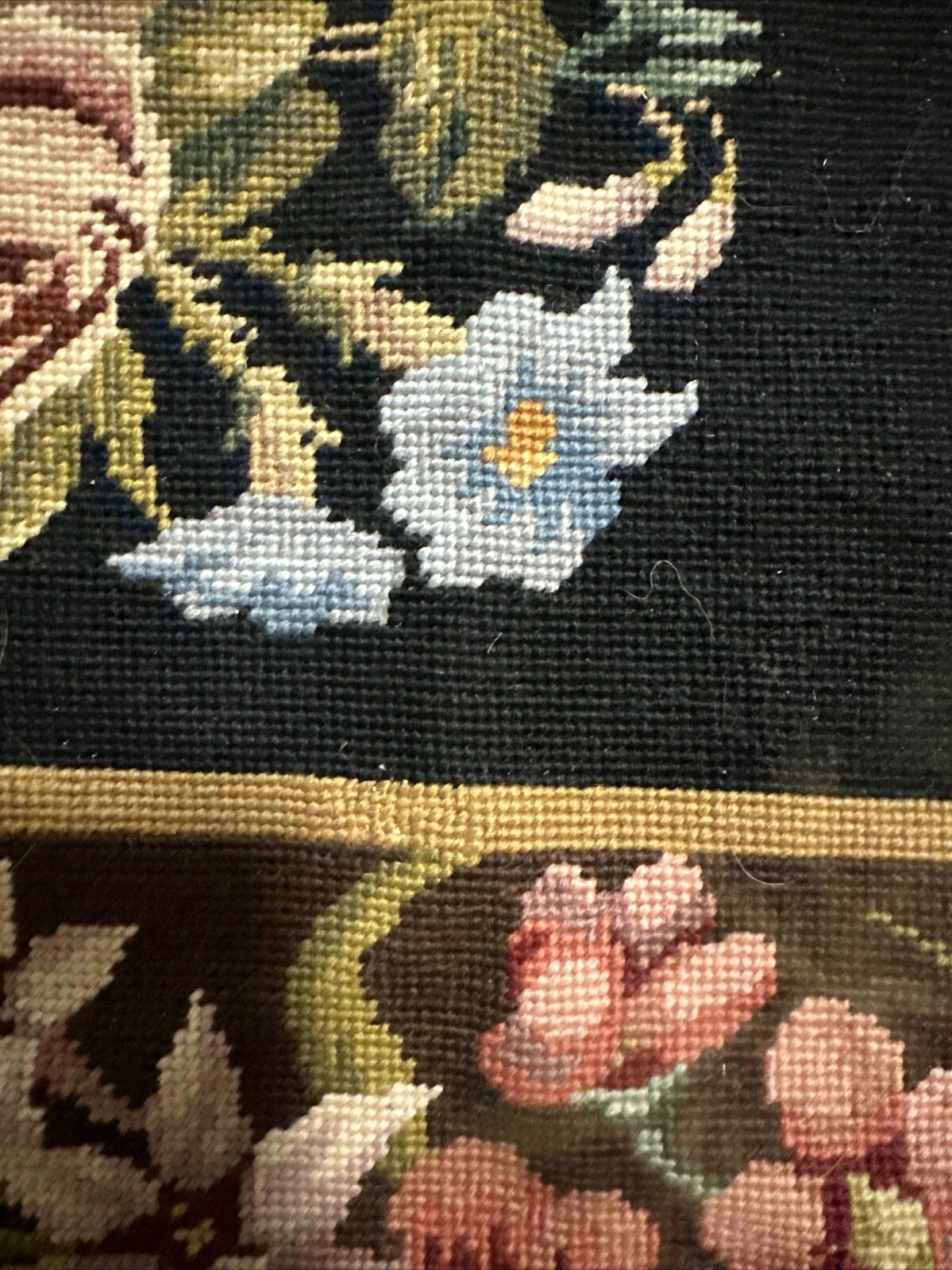 VTG 4′ X6′ Handmade Cross Stitch French Country Garden Needlepoint Rug Floral
