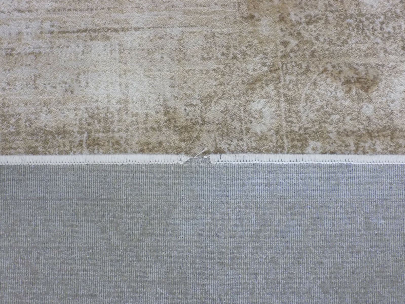 CREME 5′-3″ X 7′-6″ Damage Binding Rug Reduced Price 1172570616 VTG138-3440-5