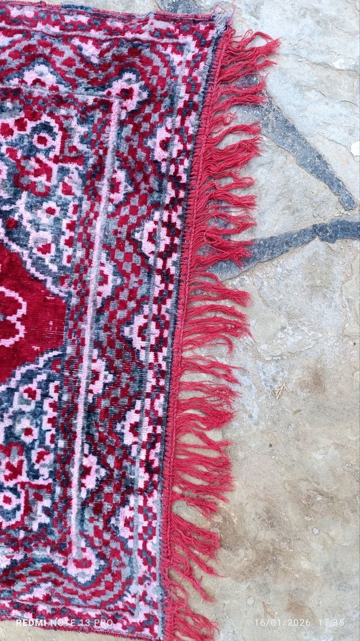 Vintage Style Decorative Wall Rug Red Oriental Geometric Boho Hanging 168×70 cm