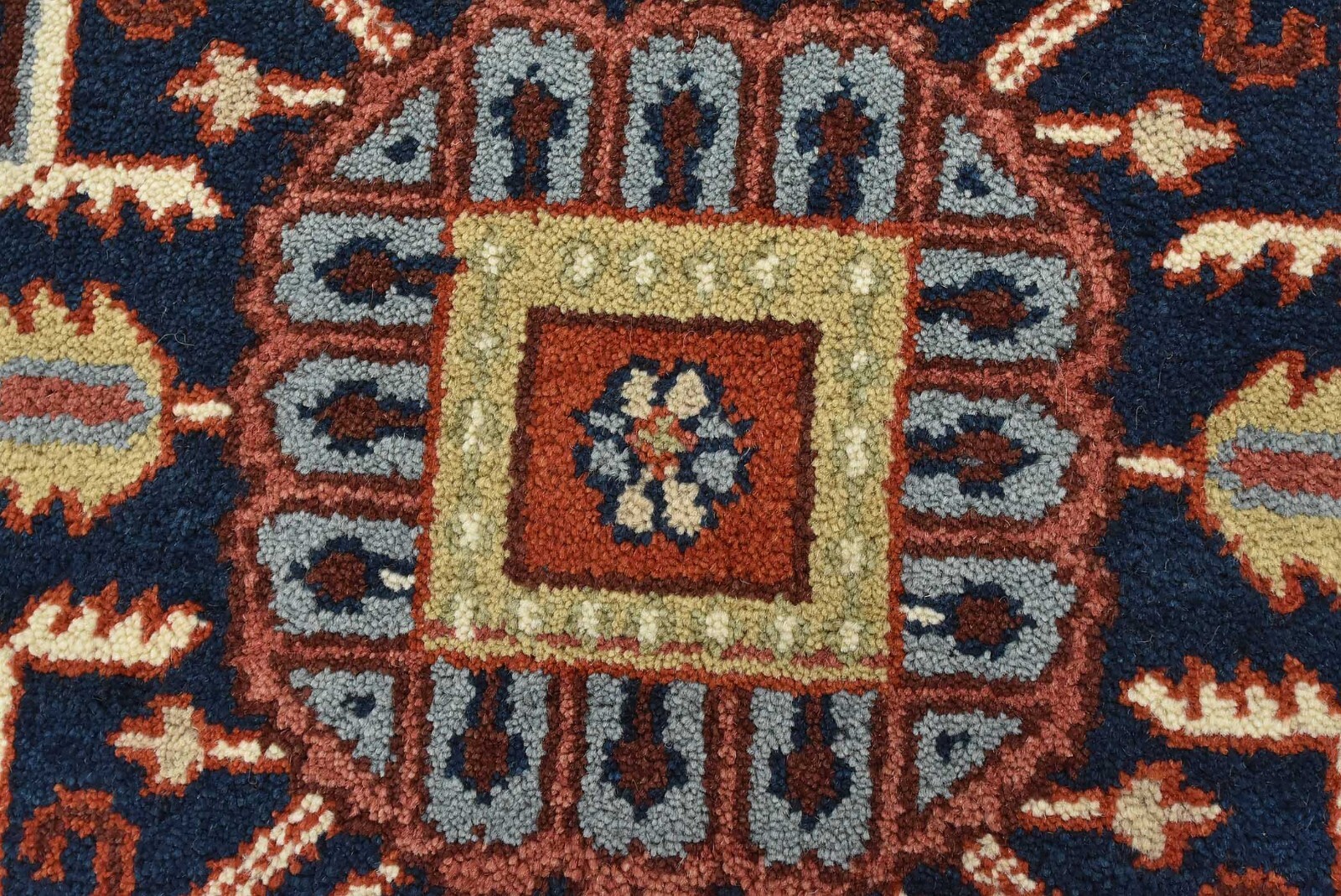 Serapi Rug 9’11” x 14’1” Blue Wool Traditional Hand-Knotted Oriental Carpet