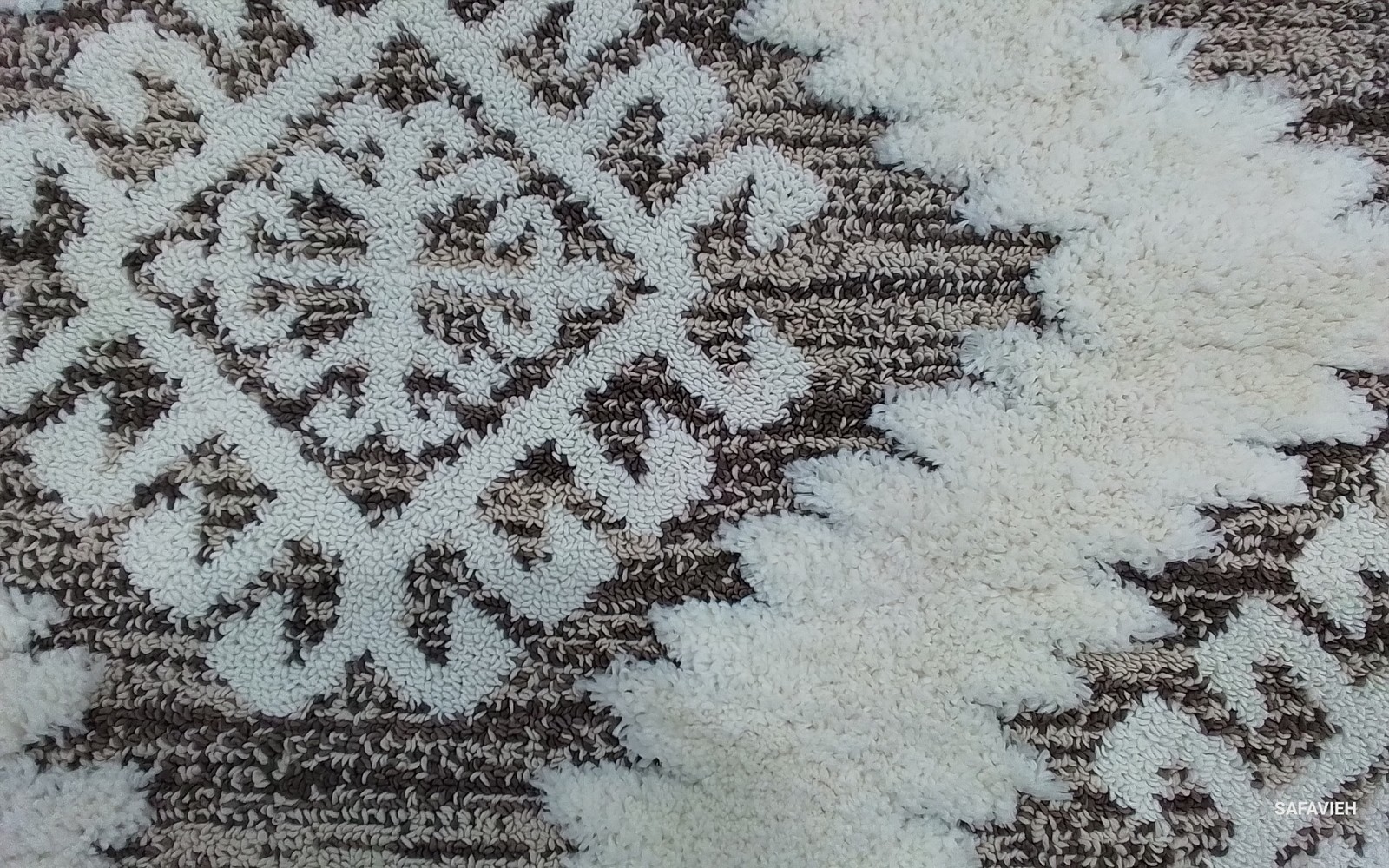 IVORY / BROWN 5′-3″ x 7′-6″ Back Stain Rug, Reduced Price 1172801295 MTS652A-5
