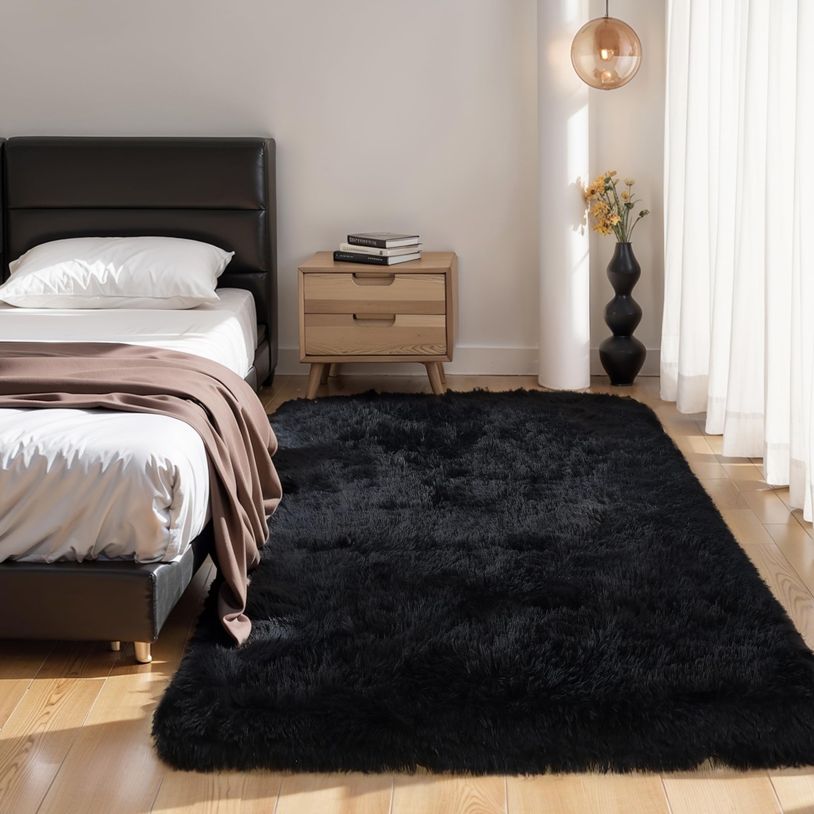 KCHOWUA Faux Fur Area Rug 4×6 Black Non Slip Plush