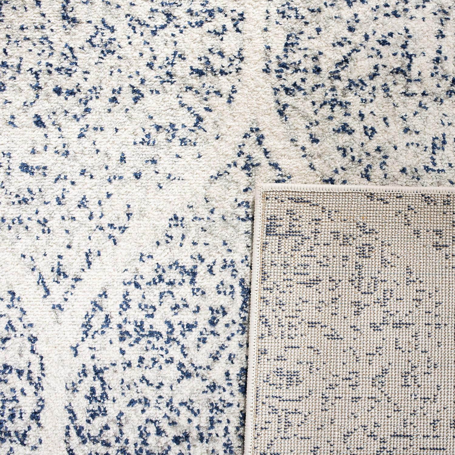Madison Collection Accent Rug – 2’3″ X 4′, Cream & Royal Blue, Glam Trellis Dist