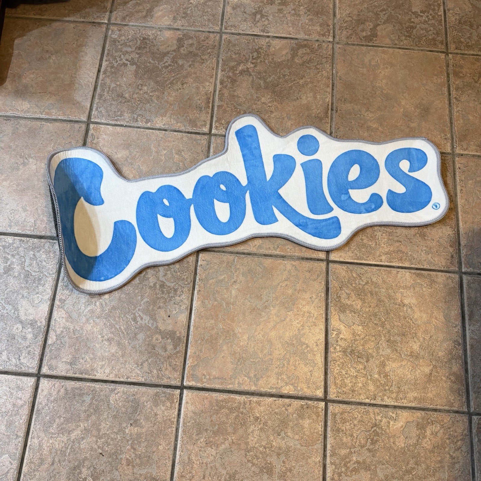 Cookies Rug-Custom Tufted Rug Handmade Carpet Home Decor (sz 1ft 1in x 2ft 9in)