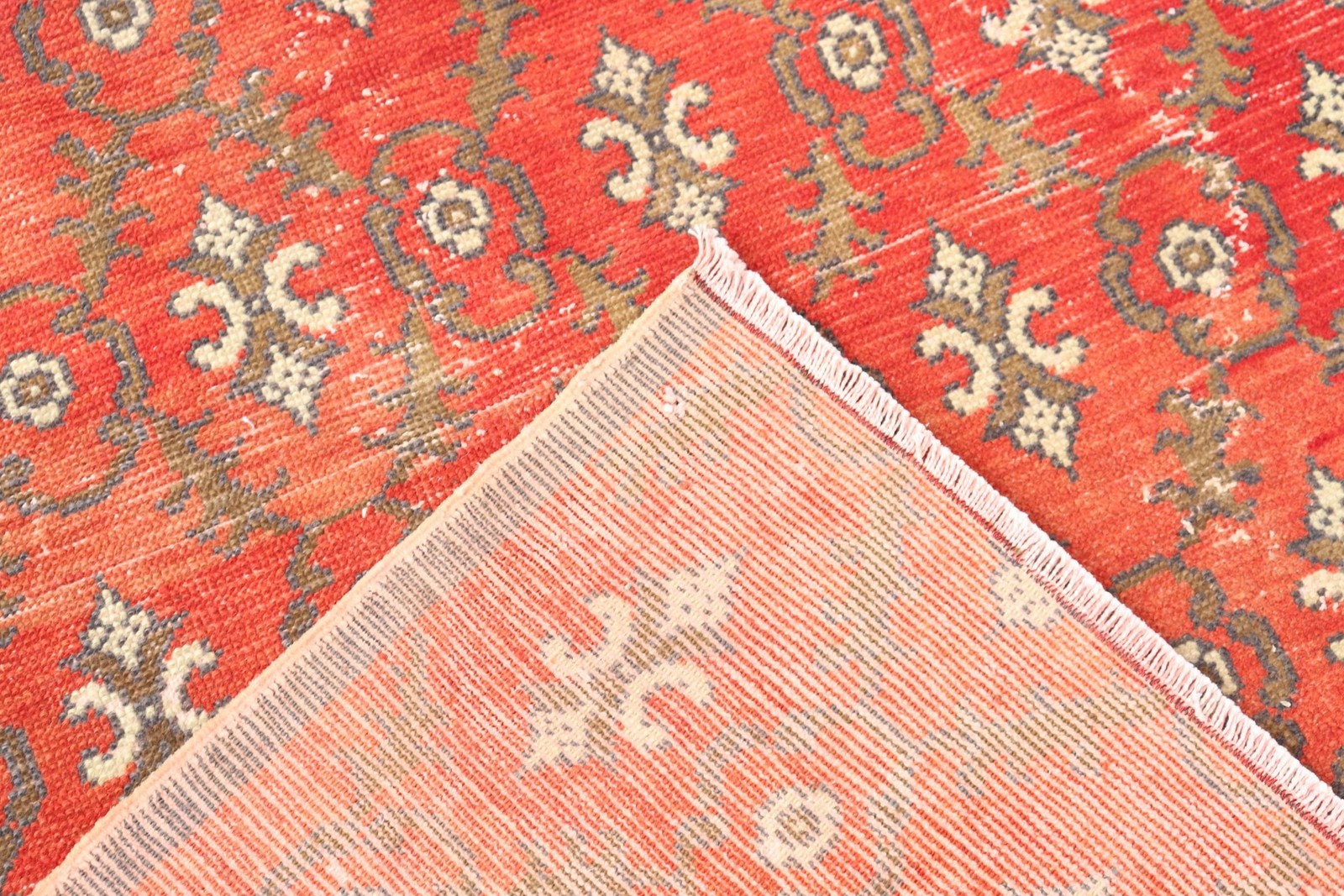 Vintage Turkish Rug 4,5×6,7 ft (138×204 cm), Rug Red Polka dot Rug