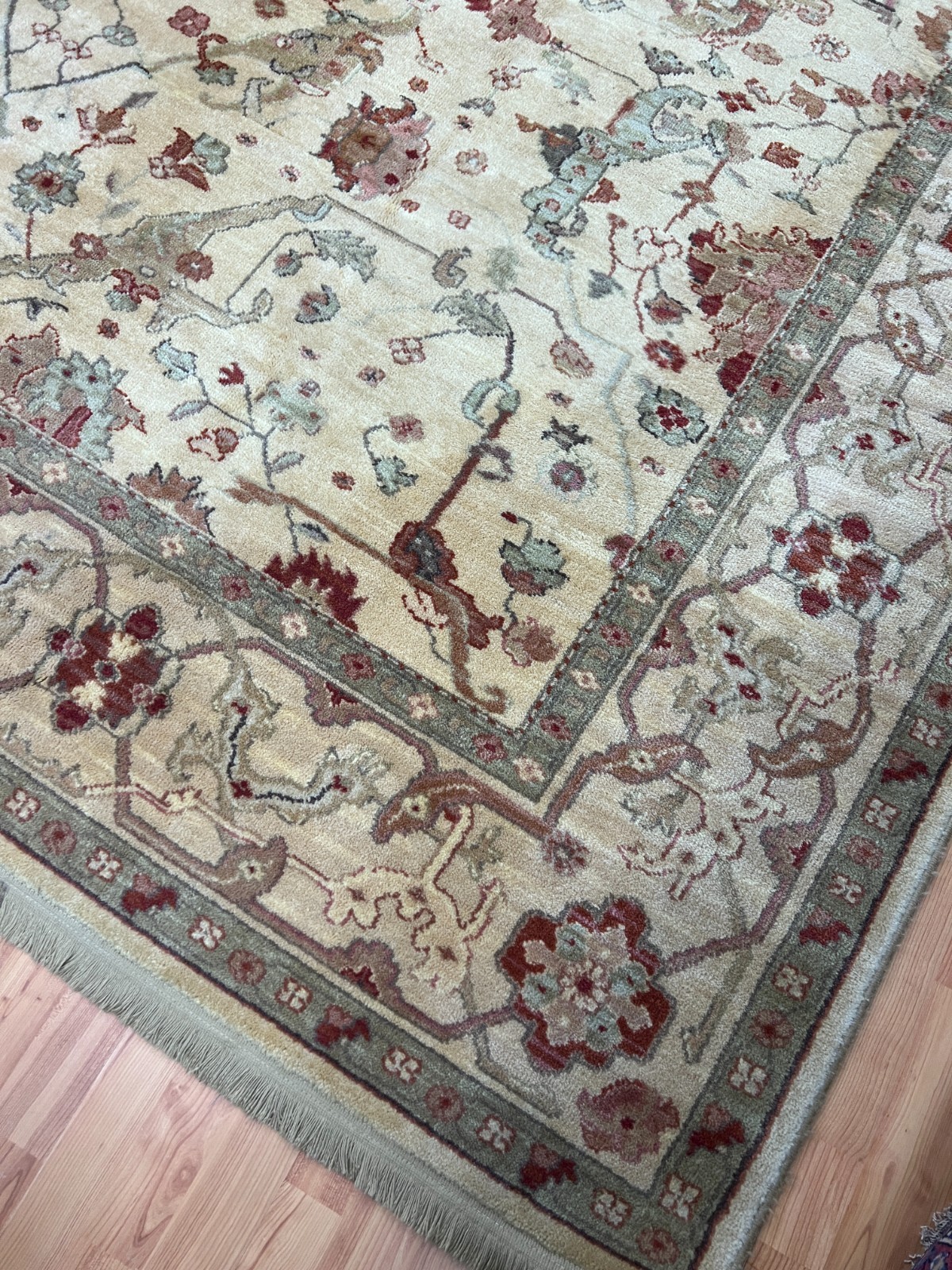 8’8″ x 10′ Karastan Agra Design Oriental Rug – Full Pile – Made in USA