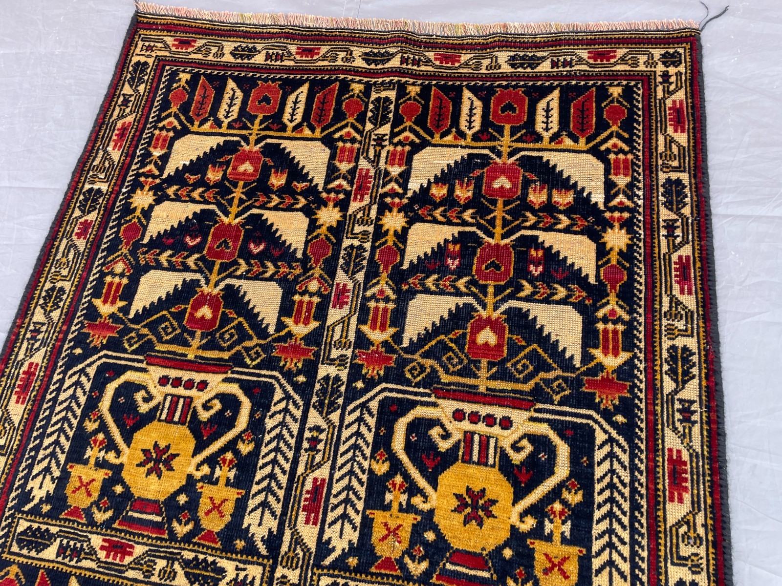 2×3 Handmade Pictorial Baluchi Rug Wool Tribal Vase Motif Oriental Carpet Decor.