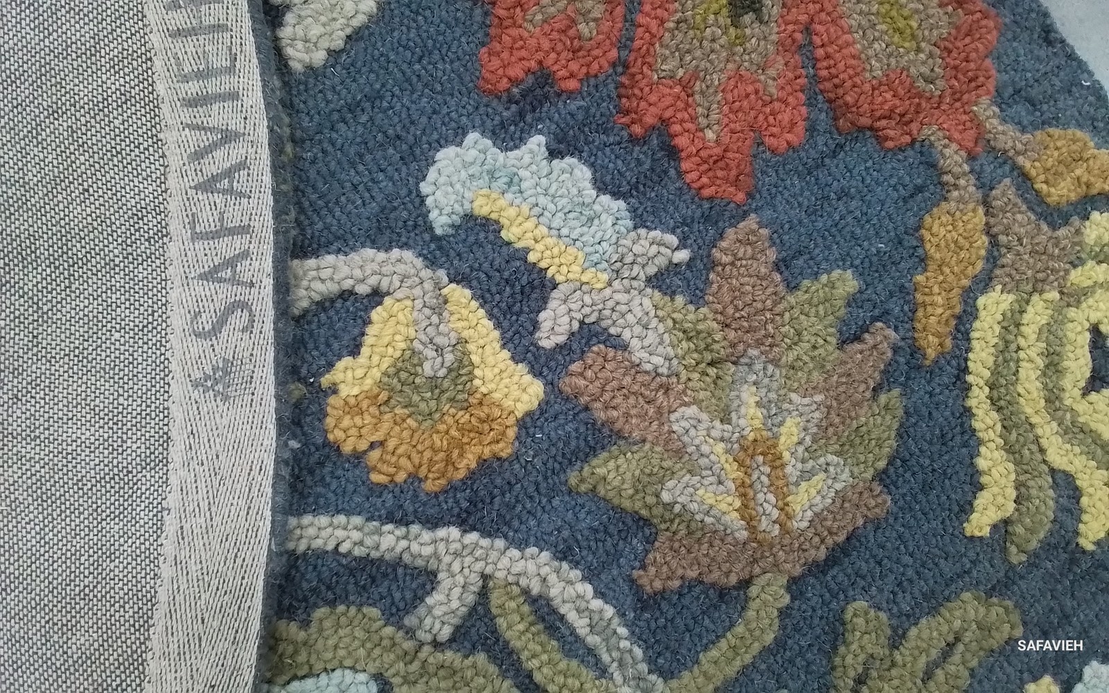 NAVY / MULTI 9′-0″ x 9′-0″ Back Stain Rug, Reduced Price 1172792437 BLM402A-9R
