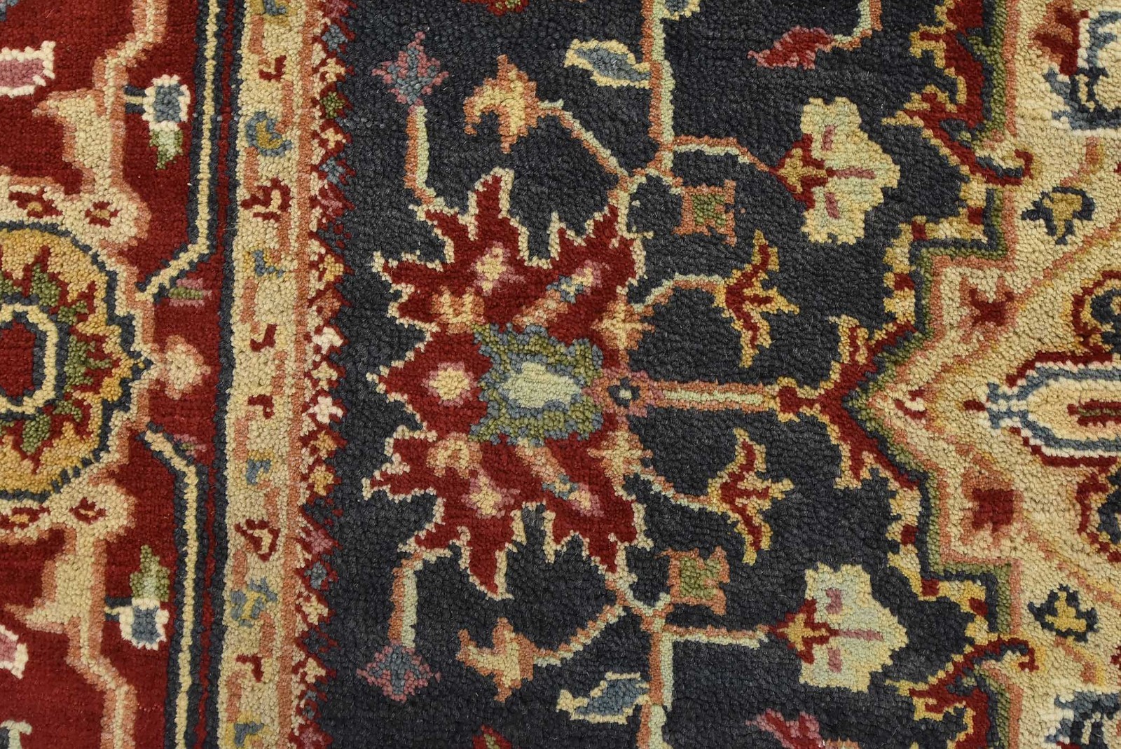 Heriz Rug 7’10” x 7’8” Blue Wool Traditional Hand-Knotted Oriental Carpet