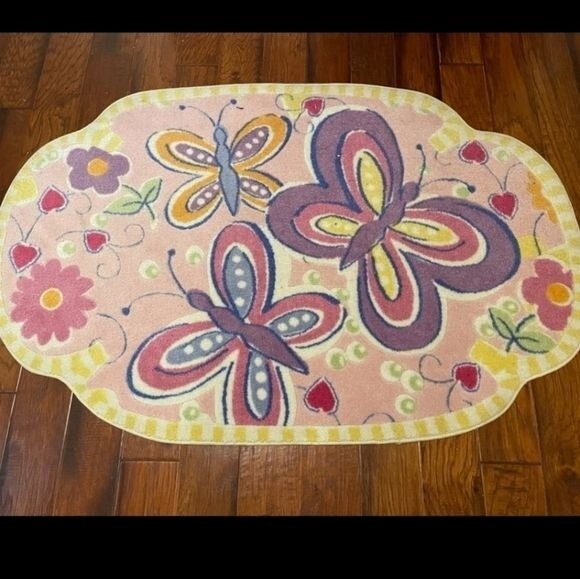 Nevitz Collection The Supreme Collection Glitter Butterfly 100% Nylon 39″x57″