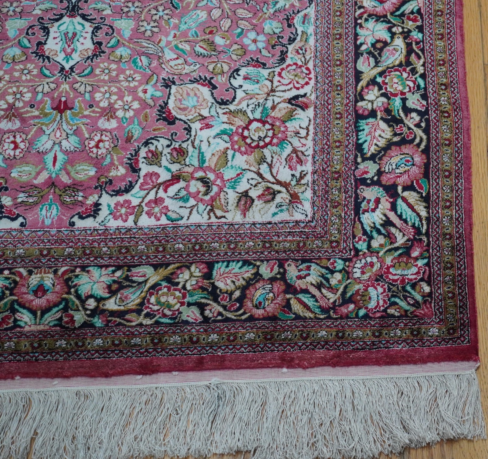 Stunning Pure Silk Hand Knotted Birds Flowers Oriental Rug 3’6″ x 5’3″ Excellent