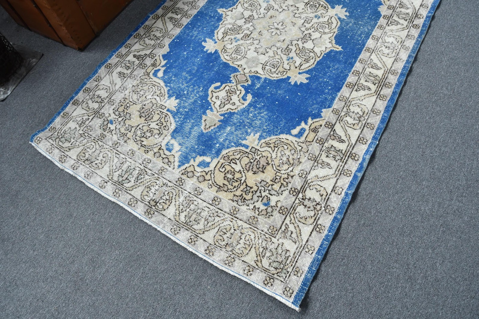 Turkish Vintage Rug, 3,9×6,46 ft Rug, Blue White Ombré Wool Rug