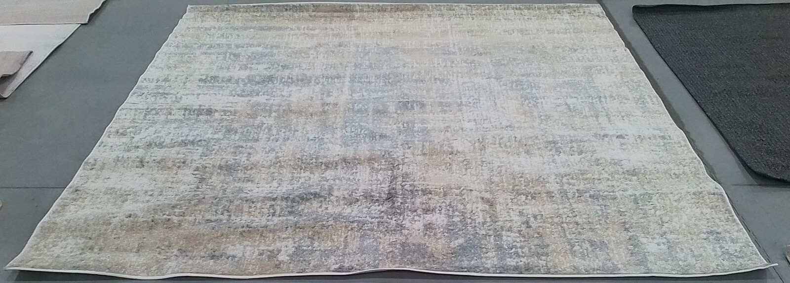 BEIGE / SLATE 8′-0″ x 8′-0″ Flaw in Rug, Reduced Price 1172761287 ADR207B-8SQ