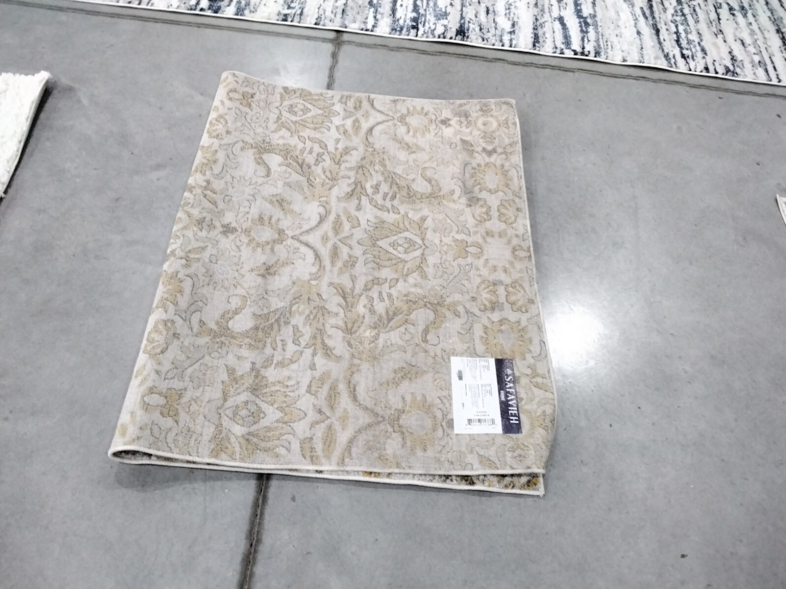 IVORY / GOLD 4′ X 6′ Back Stain Rug, Reduced Price 1172744125 EVK238S-4