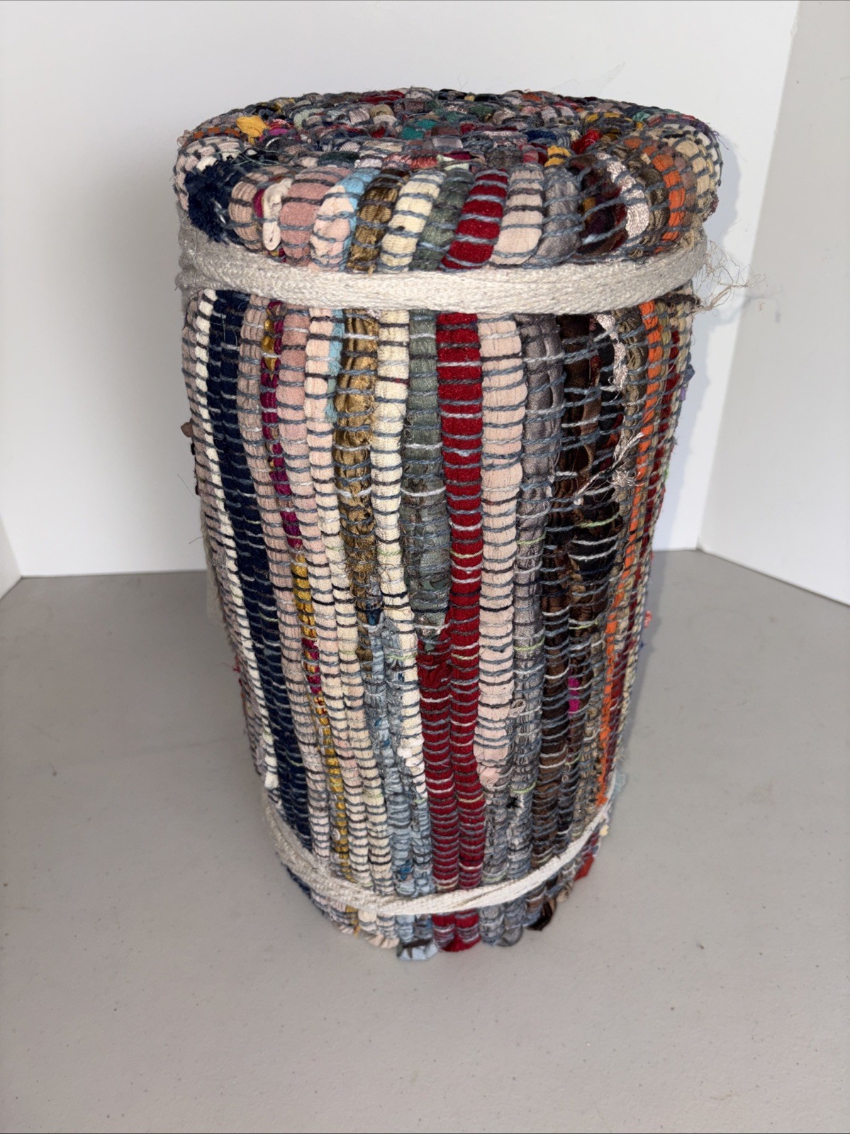 Large 48 x 66 in.✅ Handwoven Huntington House Chindi Cotton Rag Floor Rug