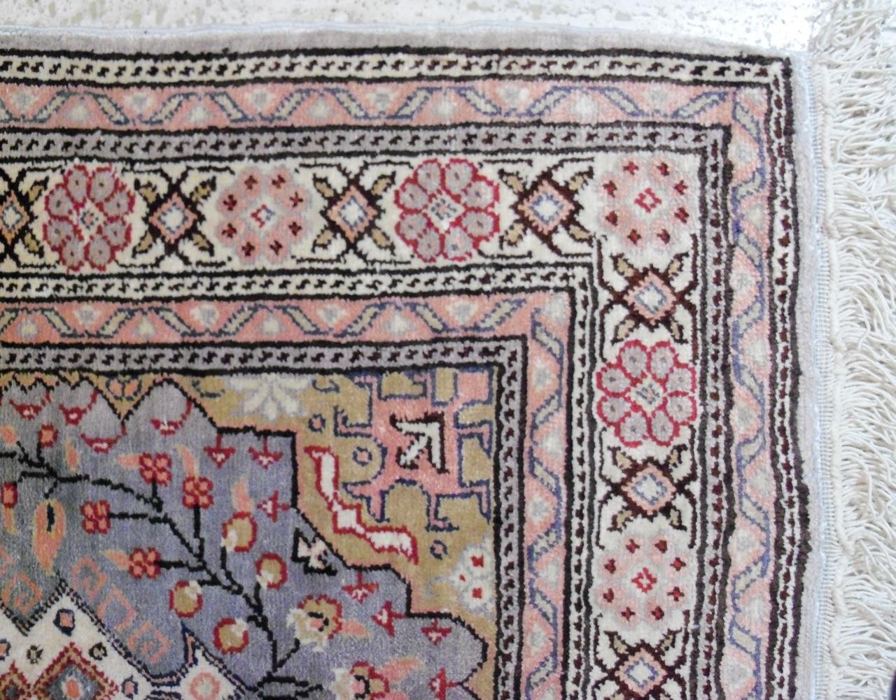 Hand Made Silk Oriental Rug Mat 16″ x 22″ 288 KPSI