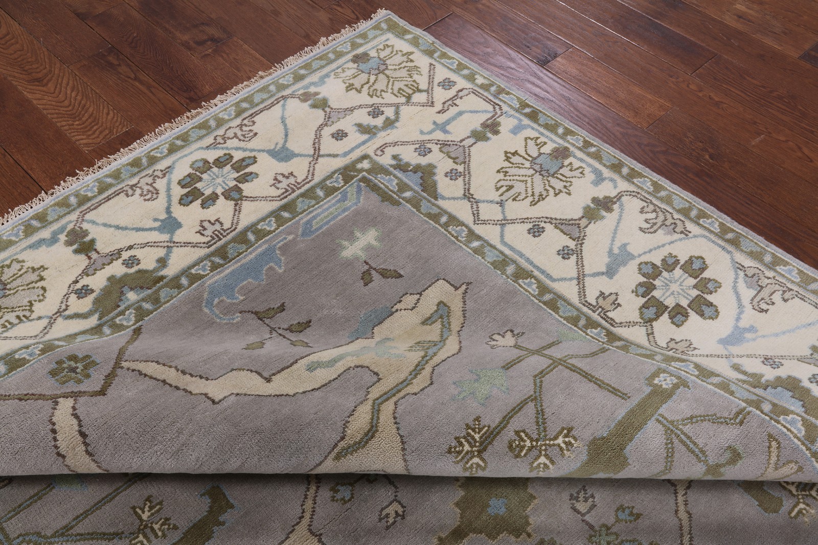 8′ 2″ X 10′ 1″ Turkish Oushak Hand Knotted Wool Rug – Q1469