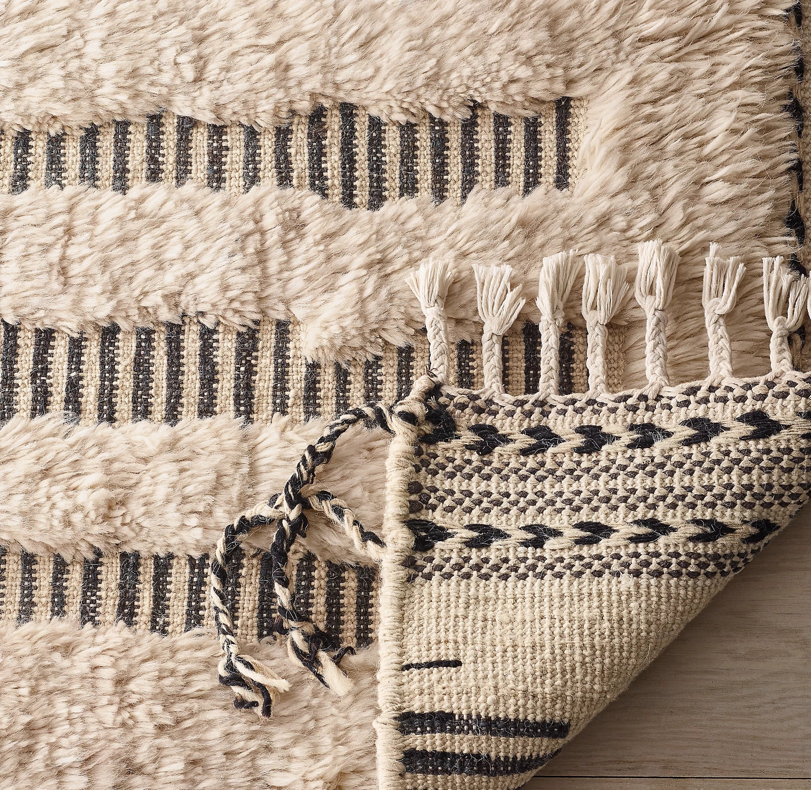 Dashed lines appear hewn into Allali’s plush pile, the meditative grid of free-