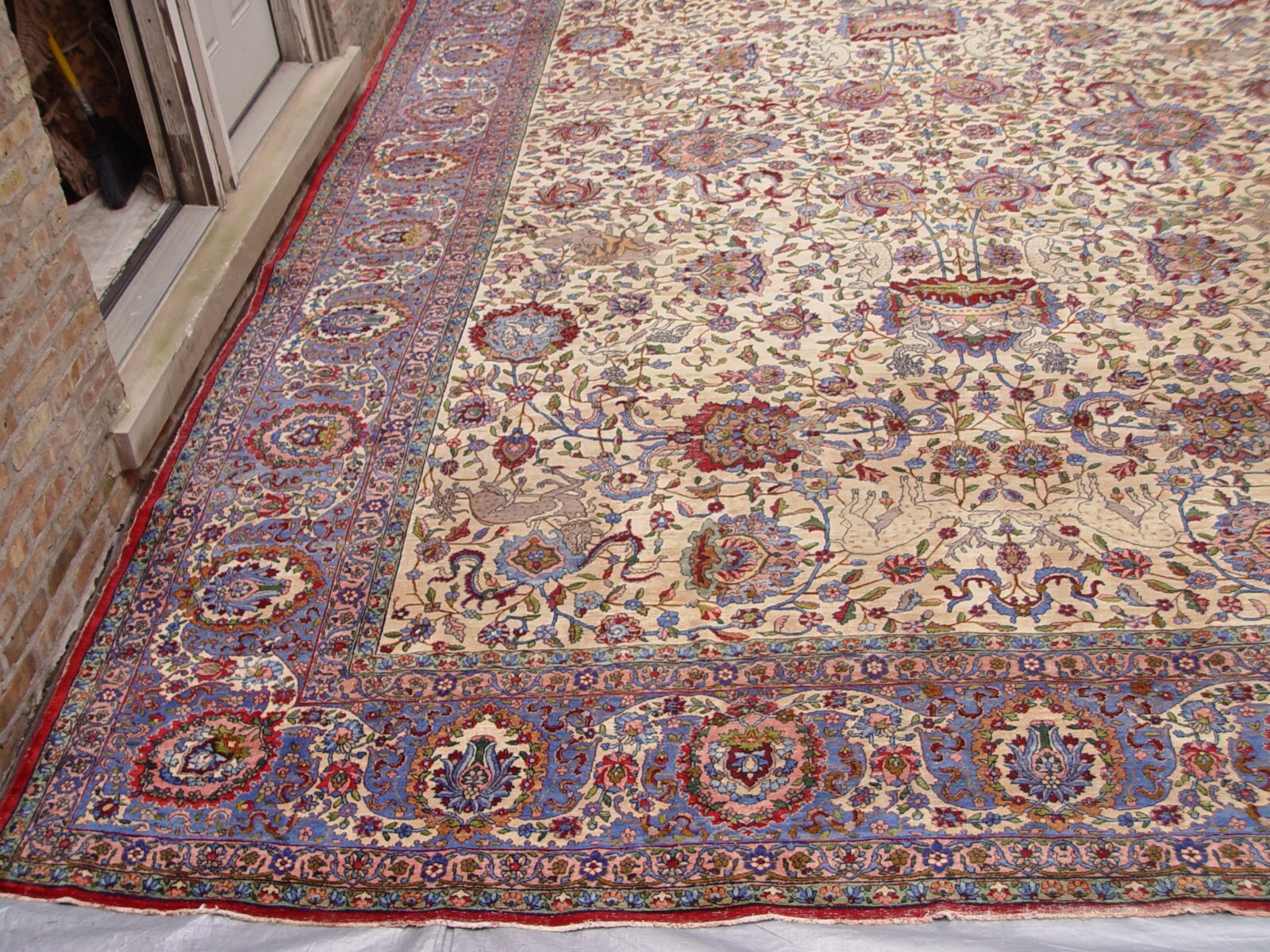 Spectacular Antique 1850 Hunting pictorial Animals Large Oriental Rug 12’9″x19′