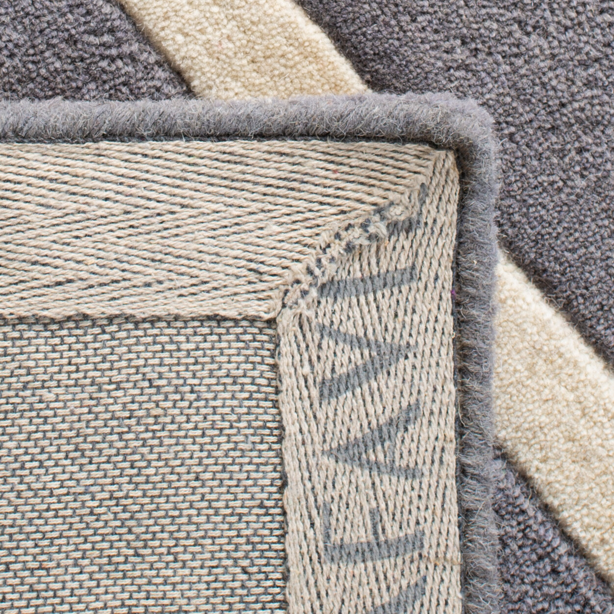 Safavieh Chatham DARK GREY / IVORY 8′-9″ X 12′ Area Rug – CHT720D-9
