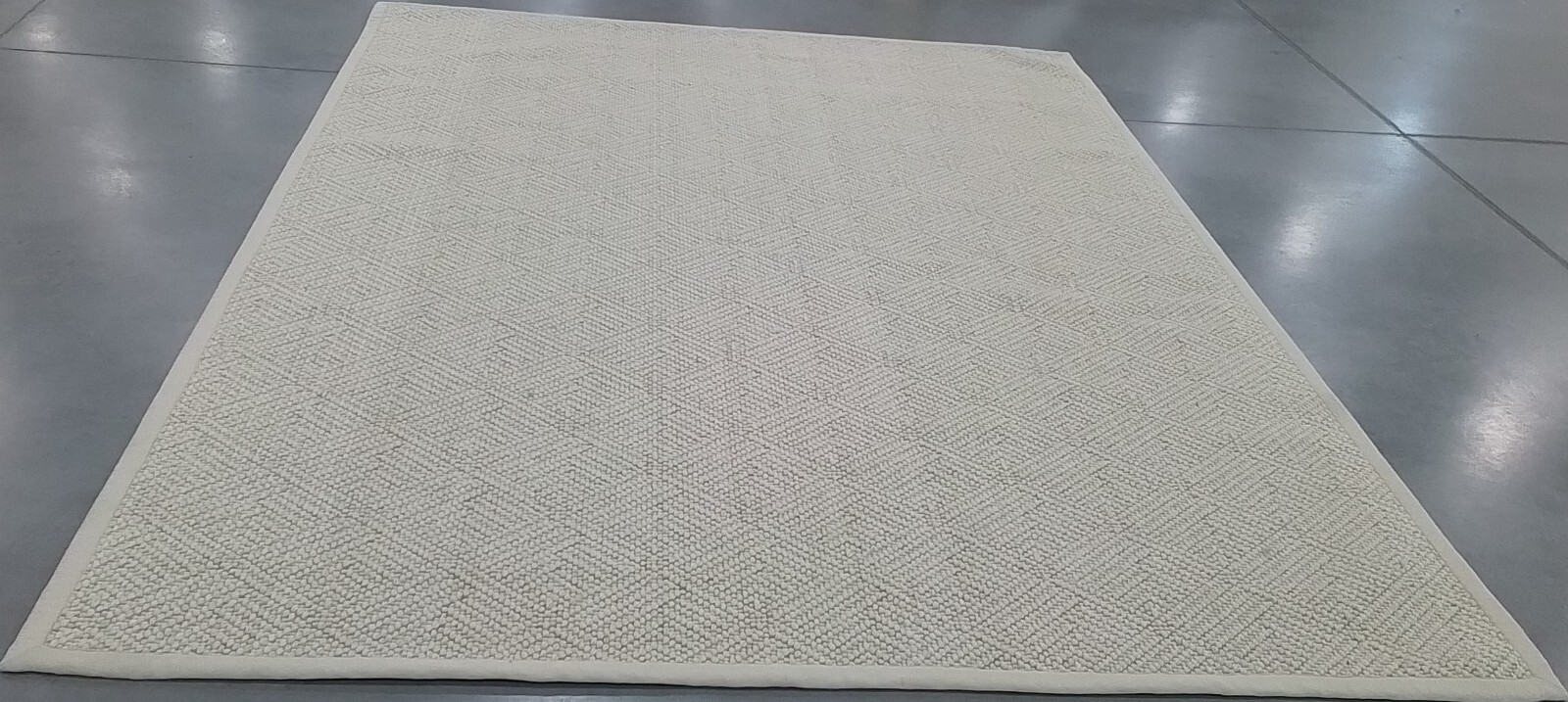 IVORY 8′-0″ x 10′-0″ Back Stain Rug, Reduced Price 1172761651 NF483A-8