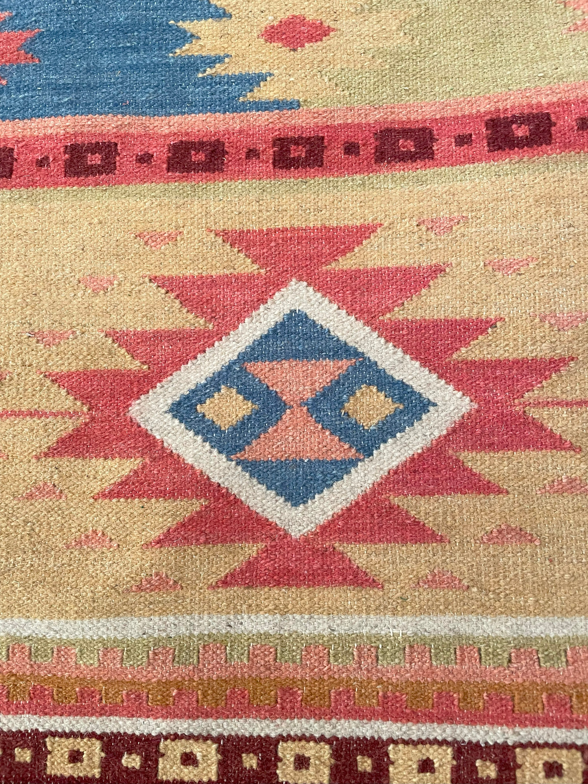 Wool Kilim Southwestern Hand woven Flat Weave Reversible rug 1210. *NEW*