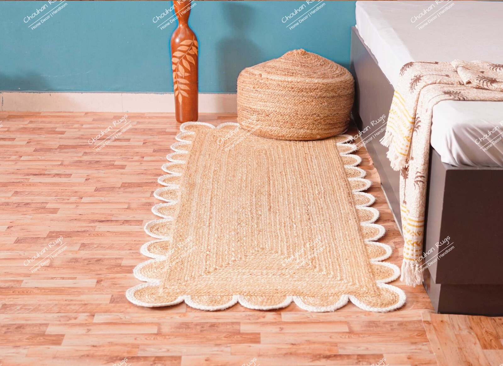 Beige Scalloped Jute Rug With Scallop White Border, Hand Braided Runner Jute Rug