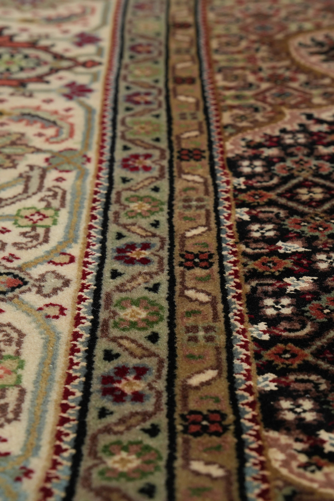 6.5 x 6.8 SQUARE Hand-Knotted Wool and Silk Mahii Tabriiz Rug #F-3064