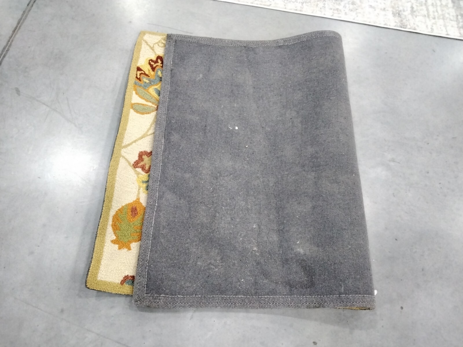 IVORY / YELLOW 3′-6″ X 5′-6″ Back Stain Rug, Reduced Price 1172742719 FRS413B-4