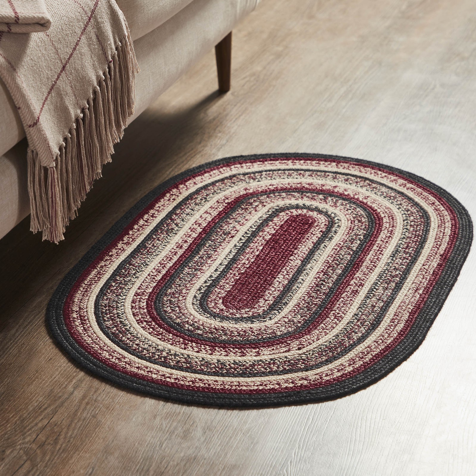 VHC Brands Connell Primitive 24″x36″ Accent Rug Black Oval Floor Decor