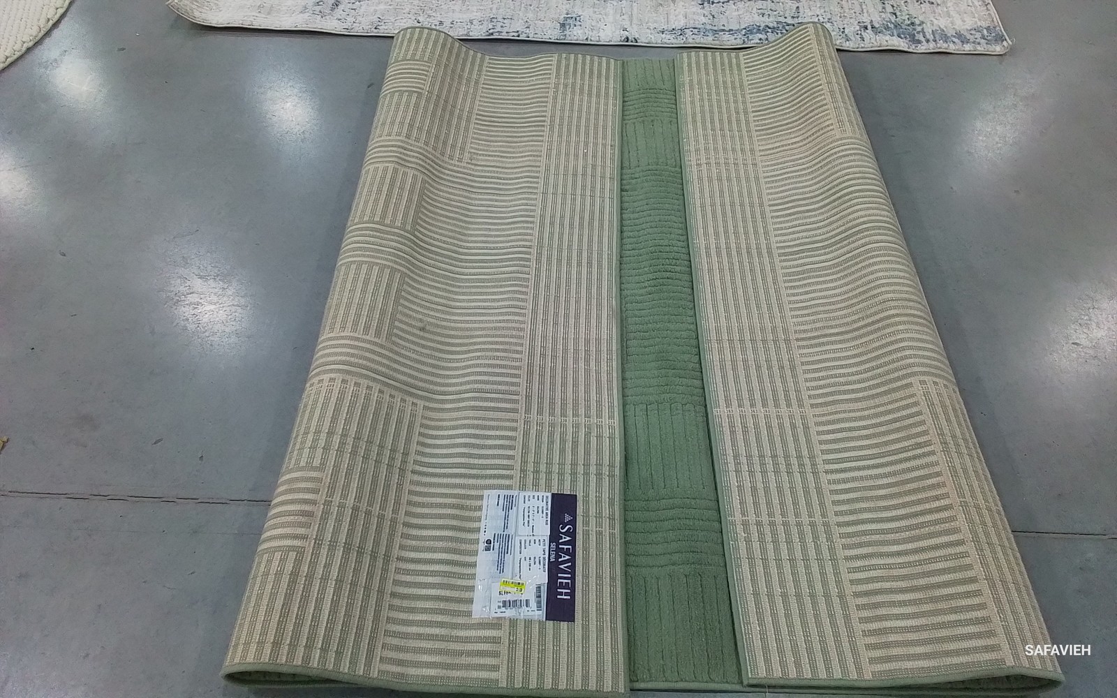 GREEN 5′-3″ x 7′-6″ Flaw in Rug, Reduced Price 1172791301 SLE686Y-5
