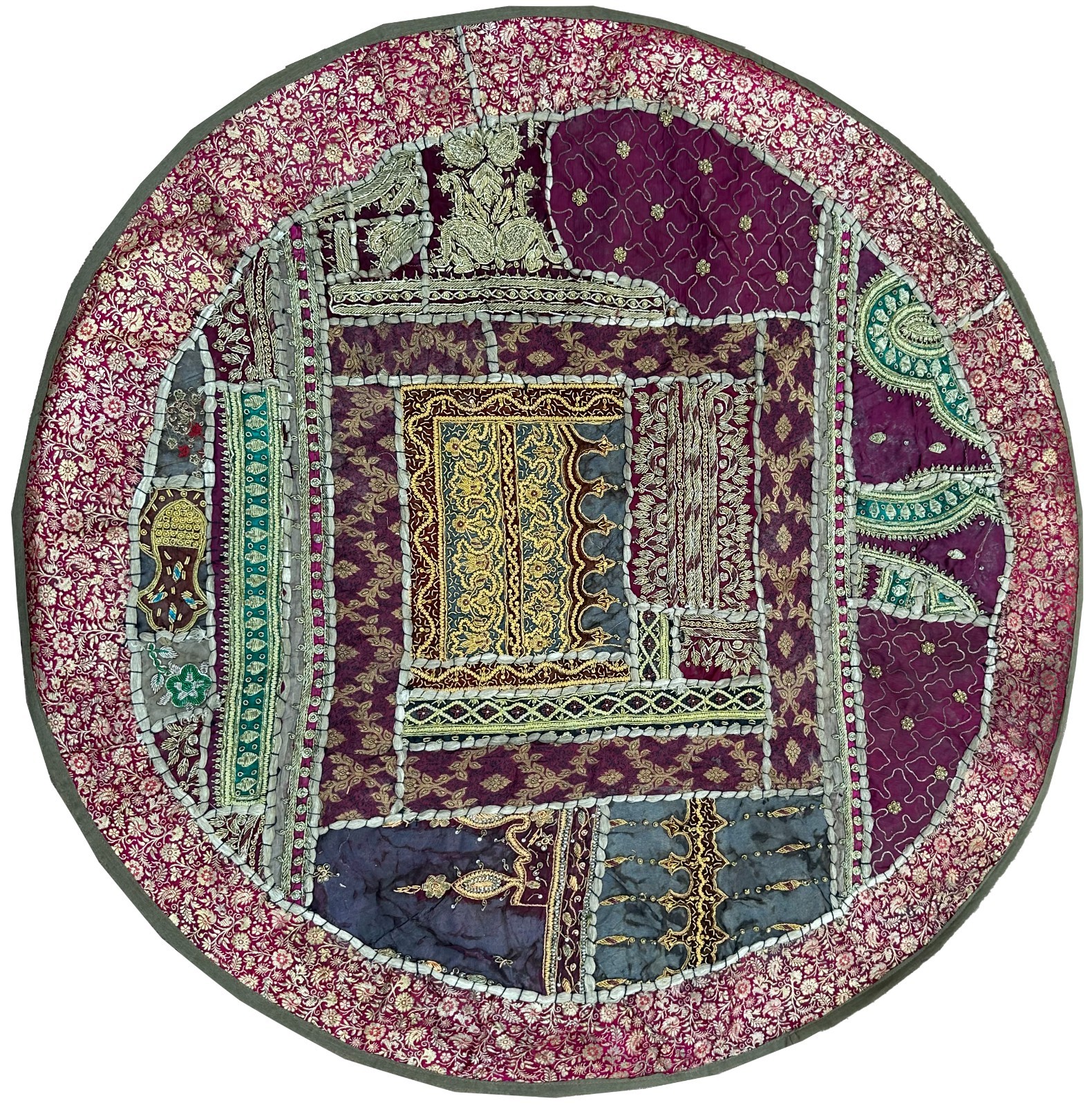 4×4 Round Abstract Tapestry Silk & Metal Textile Mid 20th Century 109cm x 109cm