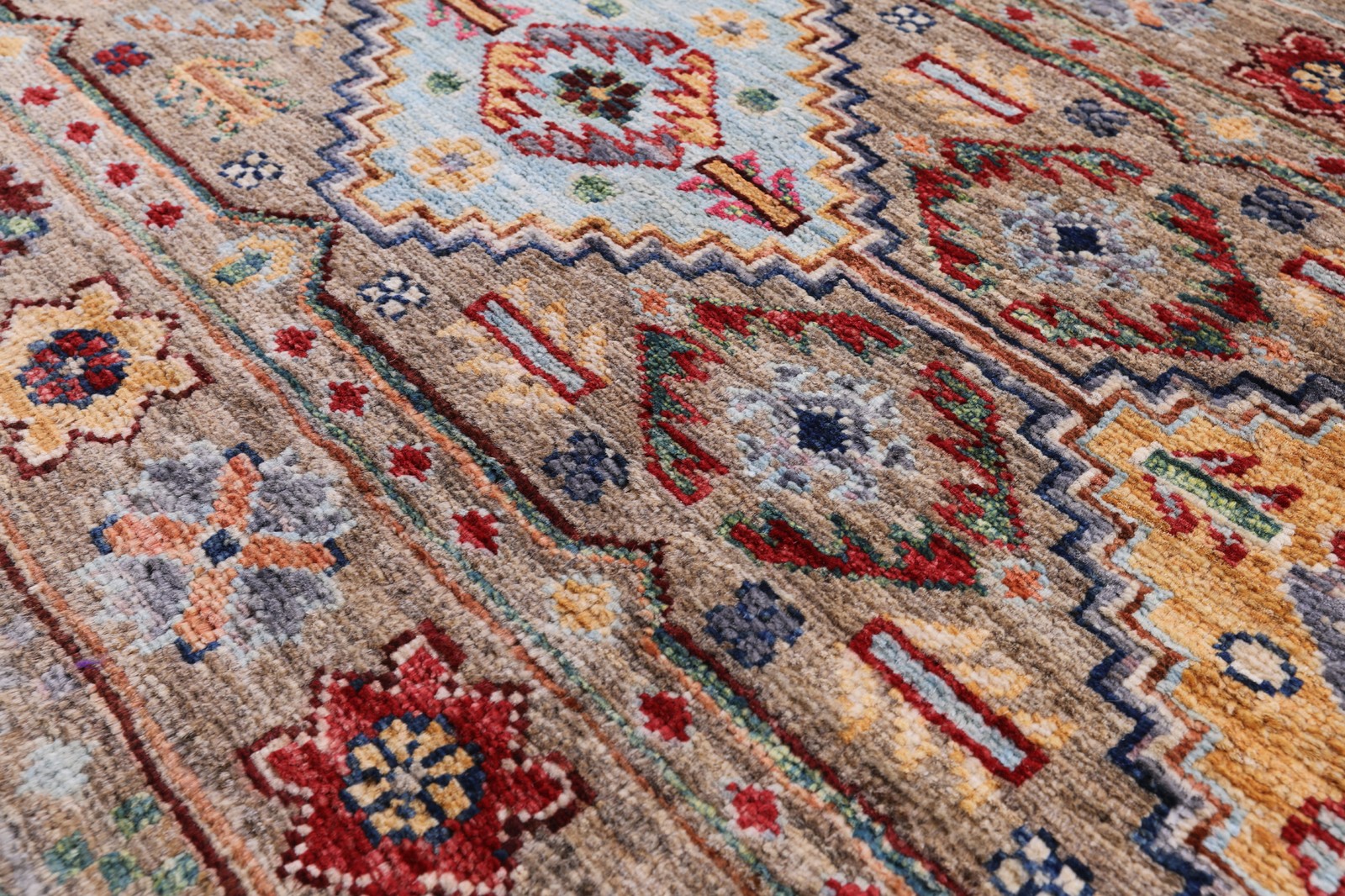 Handmade Super Kazak Khorjin Rug 5′ 1″ X 6′ 7″ – Q7505