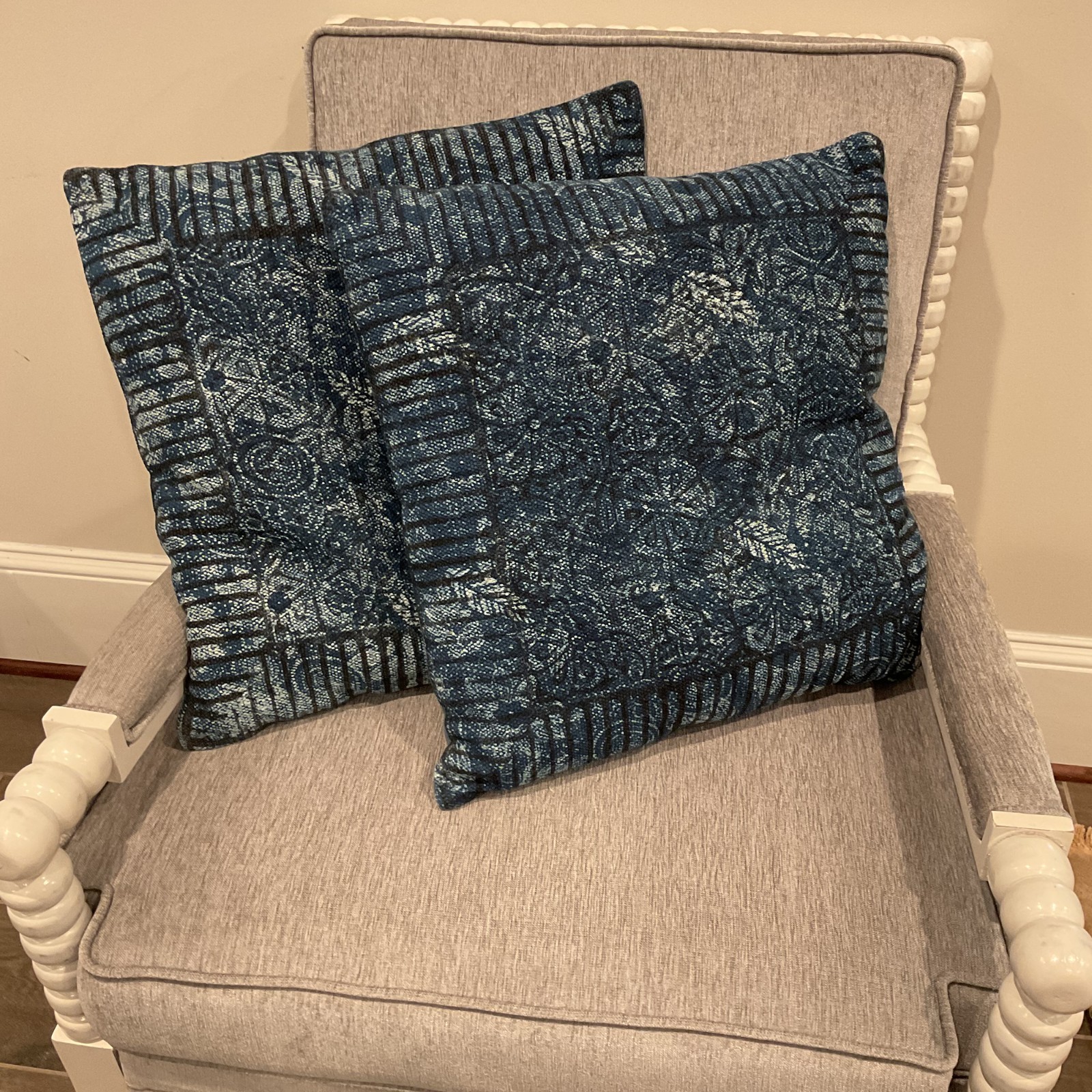 Handmade 20″ x 20″ Kilim Throw Pillow Set