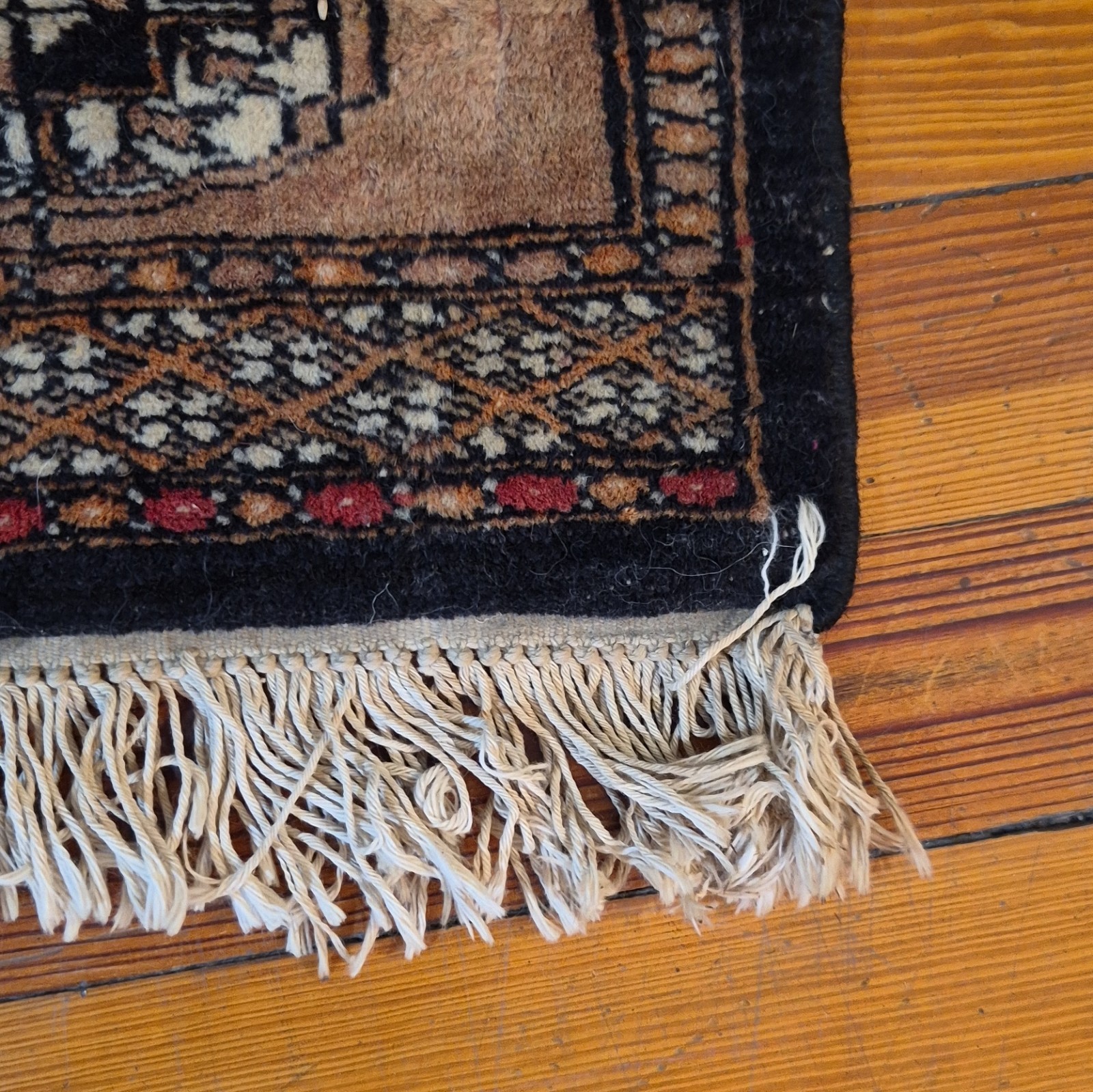 12″ Small Geometric Fringed Rectangle Area Rug for Adults Brown Black Red Beige