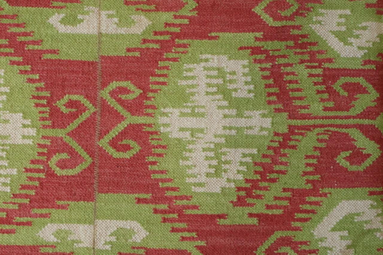 Flat-Weave Modern Pink & Sage Green 5×8 Hand-Knotted Wool Indian Wool Area Rug