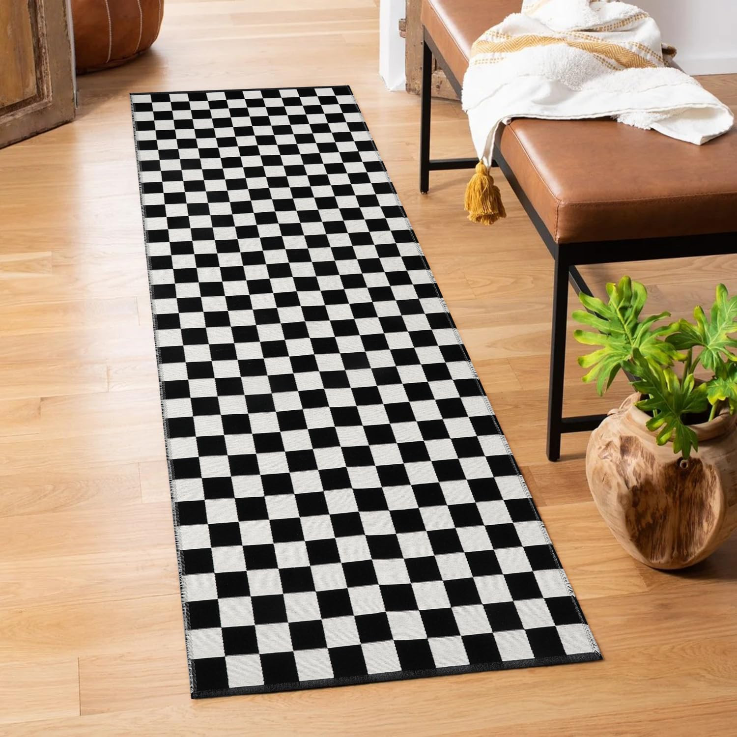 Checkered Rug 2X6 Ft Black and White Hallway Runner Rug Washable Indoor Outdoor