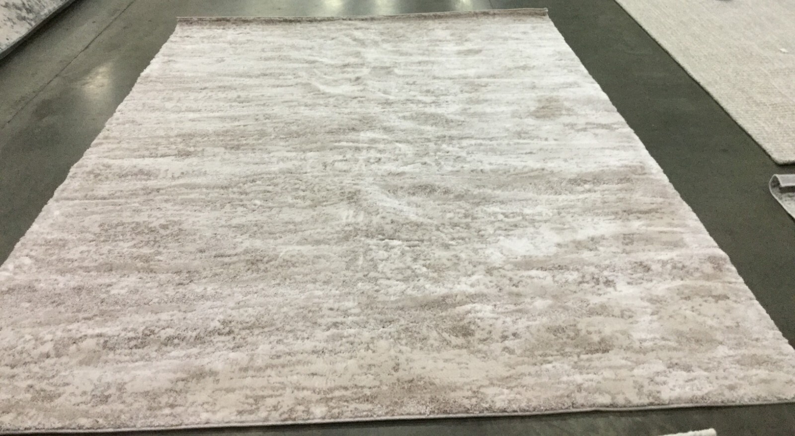 IVORY / BEIGE 6′-7″ X 9′ Back Stain Rug, Reduced Price 1172662844 CTY350B-6