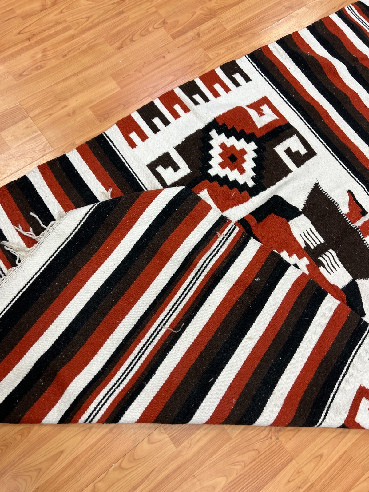 4′ x 7′ Native American Navajo Flat Weave Oriental Rug – Hand Made