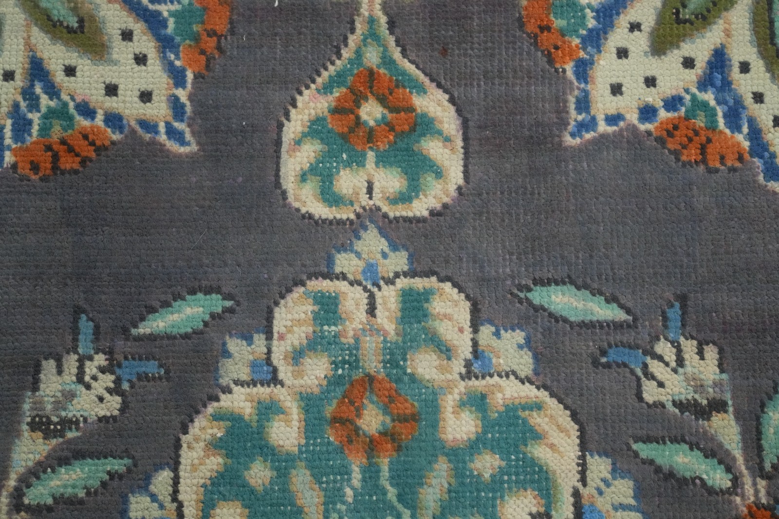 Traditional Floral Wool Accent Rug 3×5 ft Hand-knotted Foyer Size Carpet