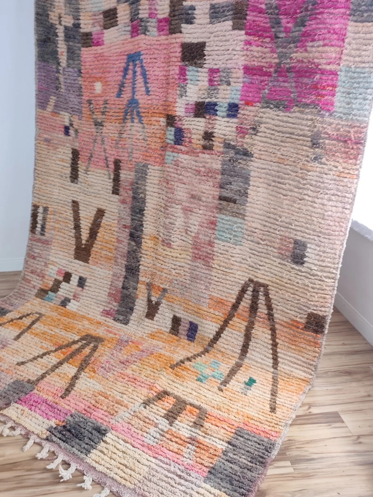 Handmade Moroccan Boujaad Rug 9’7″ x 6’9″ Rose Clay Patchwork Wool Rug